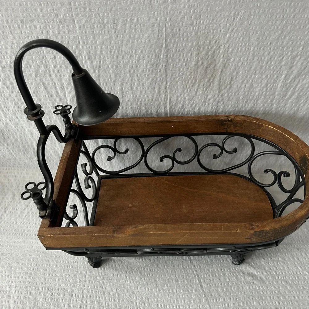 Vintage Wrought Iron Wood Clawfoot Bathtub Planter Centerpiece Decor Caddy